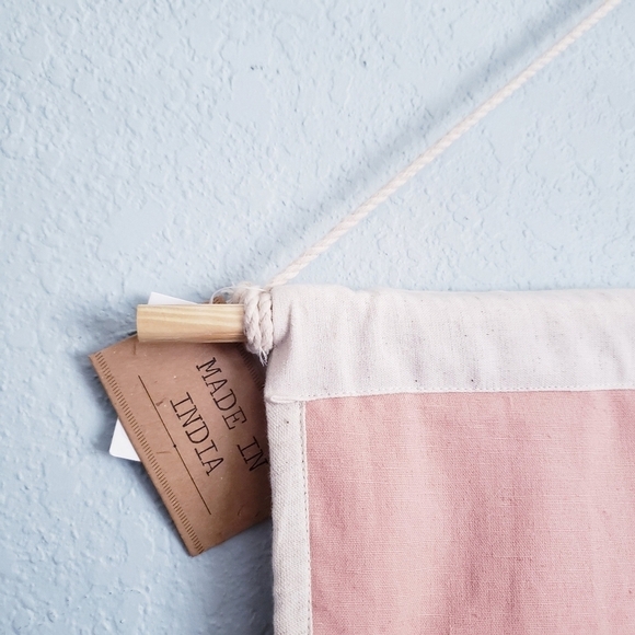 Bohemian Pink Chic Linen Wall Hanging Storage - Picture 6 of 7